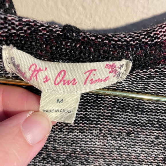 Its Our Time Burgundy/Black women’s long sleeve, sweater, with hoodie-Medium - Picture 4 of 5